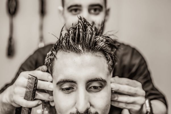 Trabajo de peinado en CS BARBER